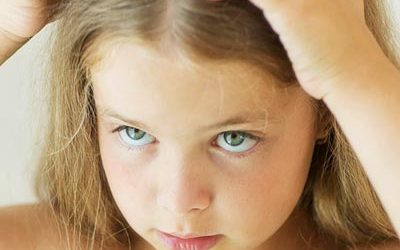 Vypadávání vlasů u dětí: Příčiny a způsoby léčby
